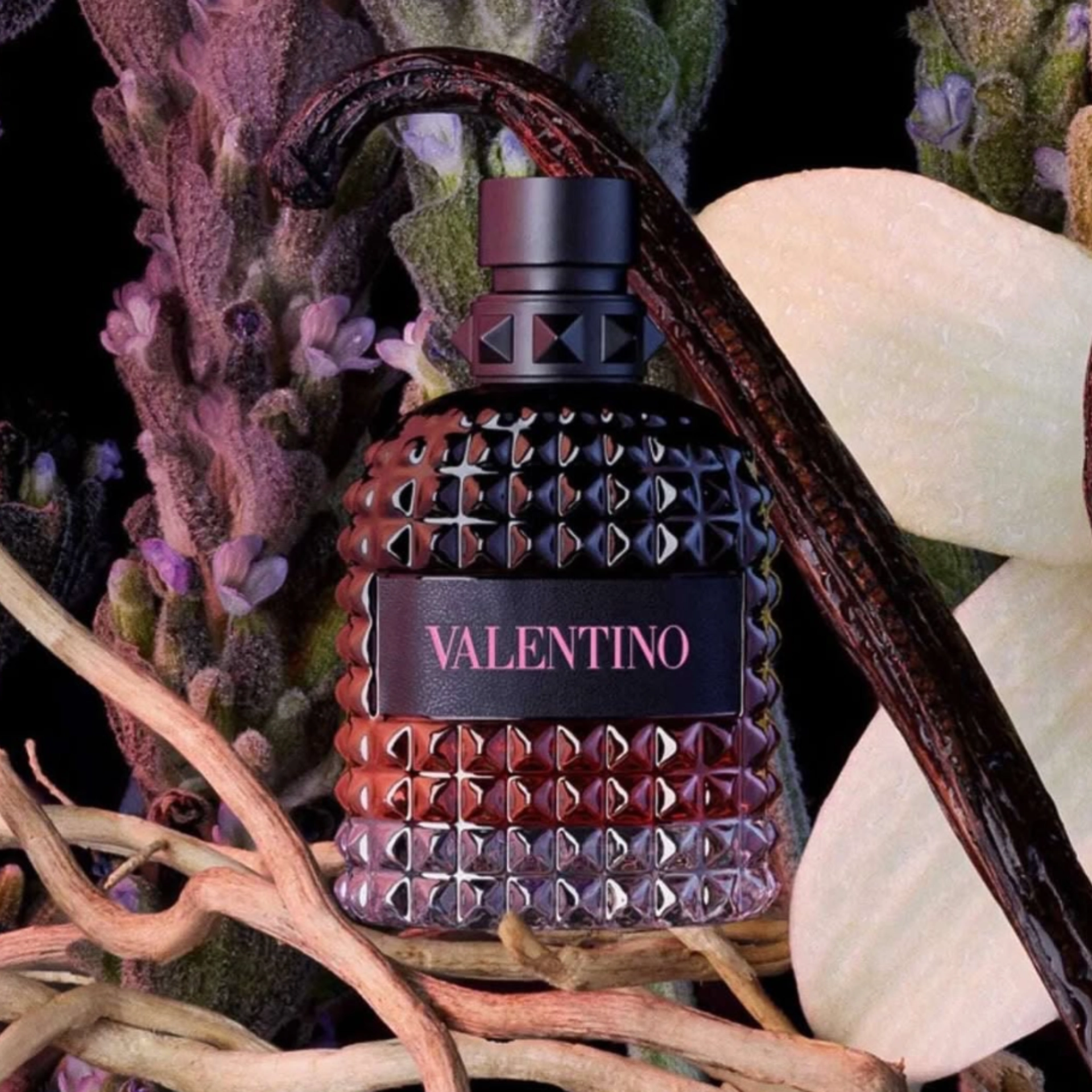Valentino Uomo Born In Roma Intense